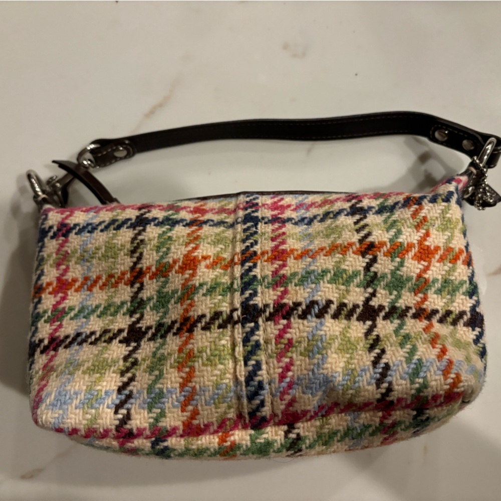 Coach tweed purse, in great condition